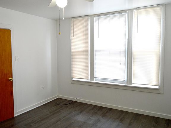 2nd image of 3531 W Dickens Ave #2R