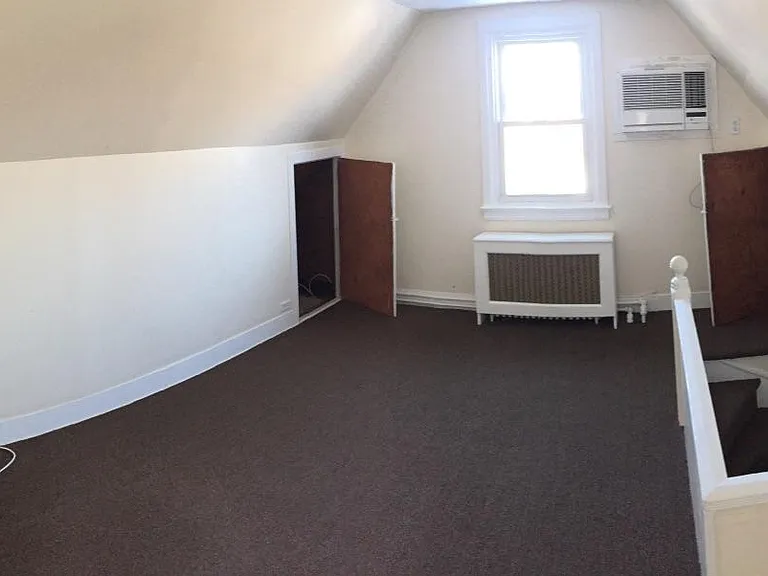 605 3rd St #3 — Photo 2