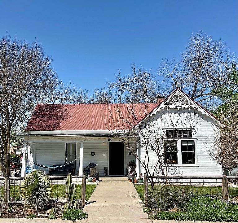 1st image of 206 N San Marcos St