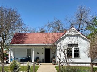 206 N San Marcos St, Buda, TX 78610