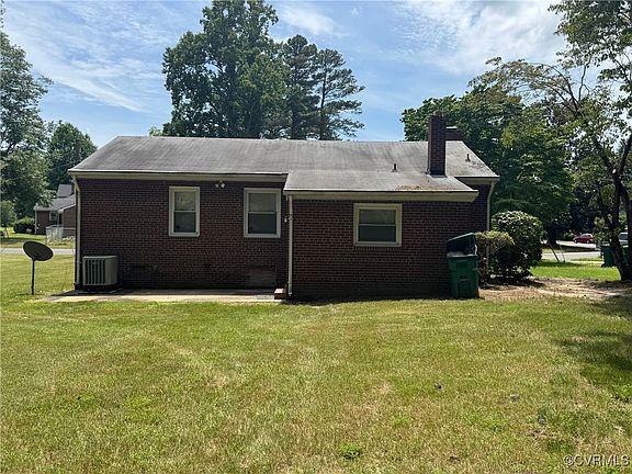 2nd image of 516 Kramer Dr