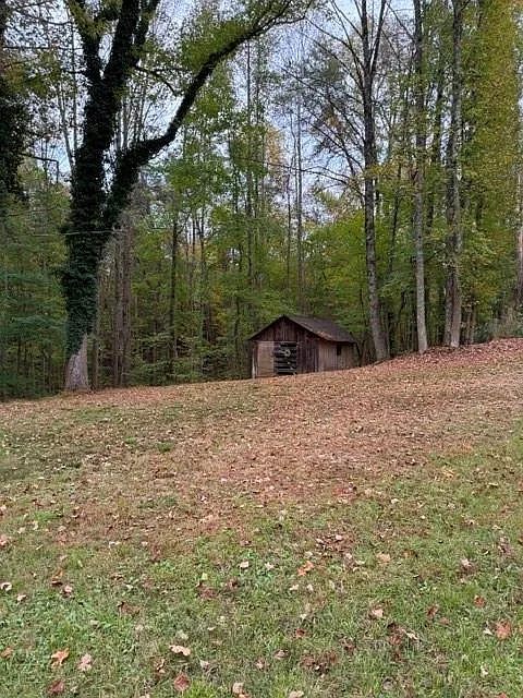 2 bed, 2.0 bath, 860 sqft, $1,925 — Photo 2
