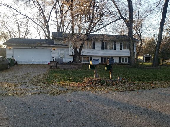 4th image of 36886 N Wildwood Dr