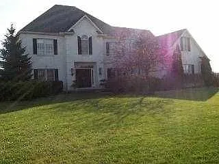 26546 W River Rd photo 1