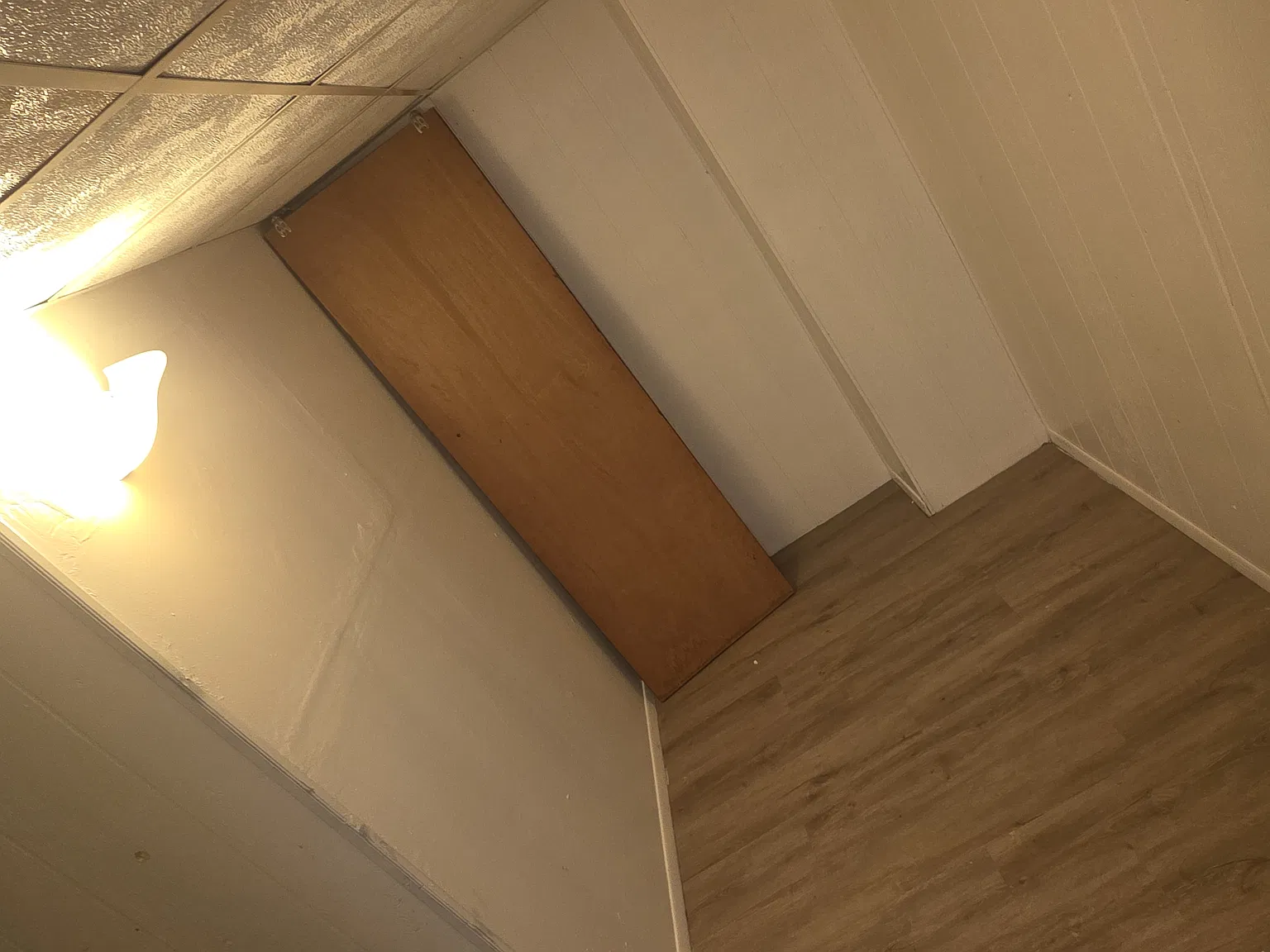 3 bed, $1,200 — Photo 2