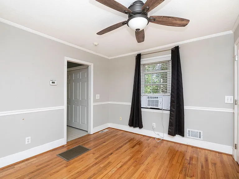 941 Evergreen Ave — Photo 22