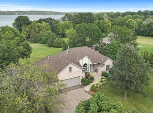 1826 Spring Lake Cir, Jordan, MN 55352