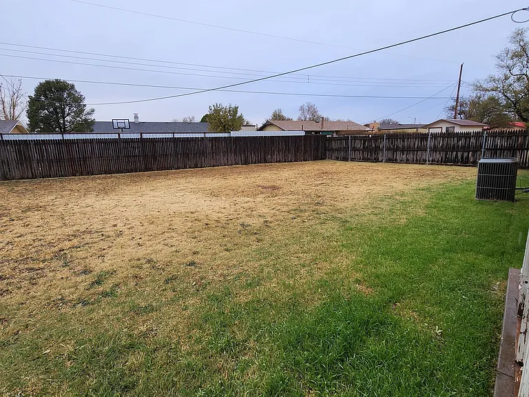 128 Cooper Ct — Photo 40