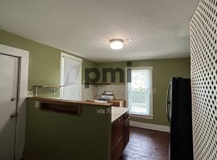 321 A St APT B, Charleston, IL 61920