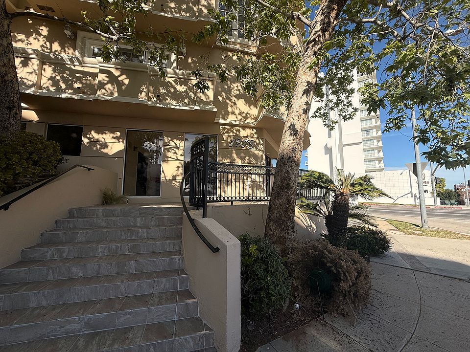 1st image of 1278 S Camden Dr APT 204
