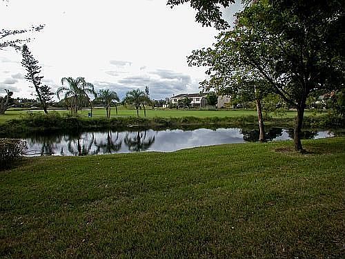 2nd image of 3408 Torremolinos Ave