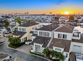 700 Lido Park Dr UNIT 11, Newport Beach, CA 92663