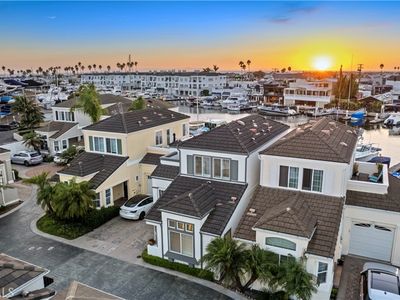 700 Lido Park Dr UNIT 11, Newport Beach, CA, 92663