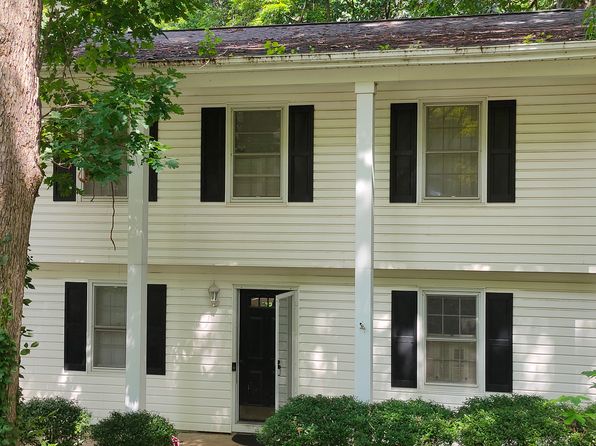 203 Heidinger Dr