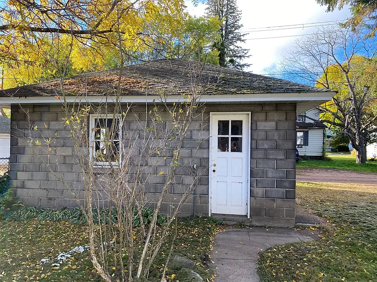 717 Jackson St — Photo 18