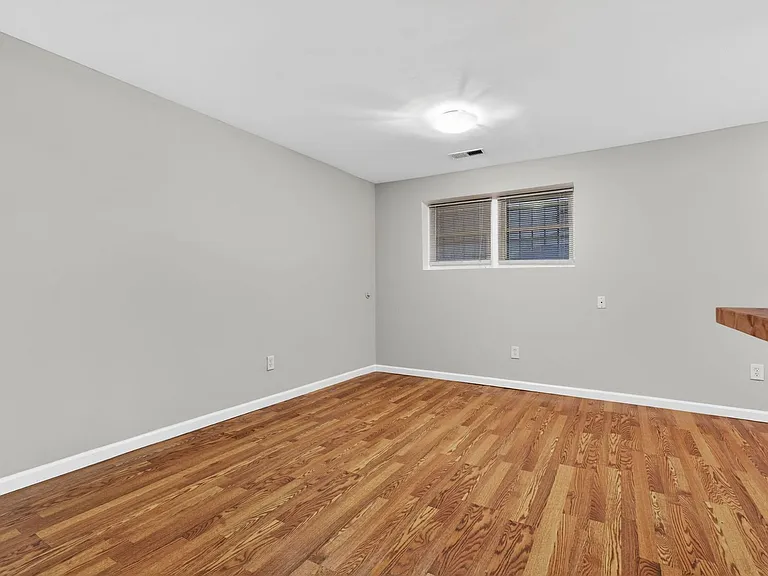 429 Kenyon St NW #T2 — Photo 14