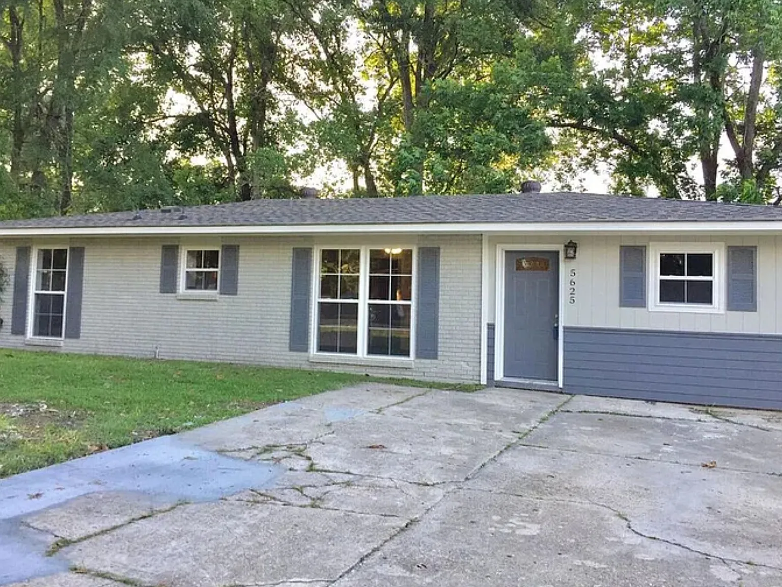 4 bed, 1350 sqft, $1,500 — Photo 1