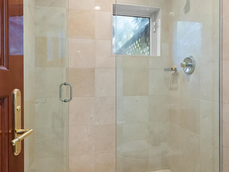 208 S Spring St #1 — Photo 19
