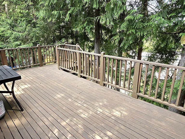 530 NW Carolyn Ln — Photo 18