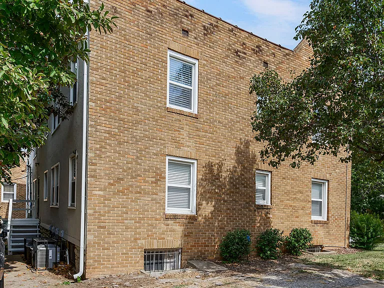 4948 Walnut St #1 — Photo 20