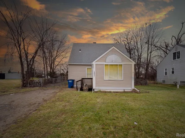 1445 S Merriman Rd, Westland, MI 48186