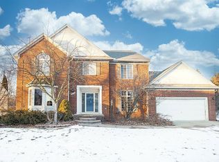 2973 Briarwood Dr, Troy, MI 48085