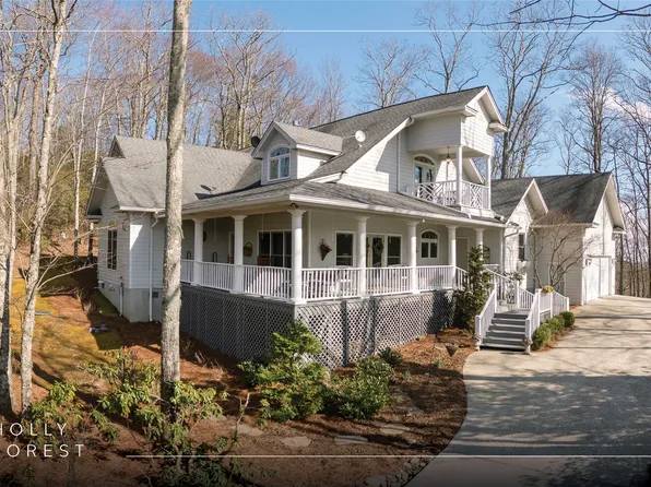 93 S Buckberry Drive, Sapphire, NC 28774