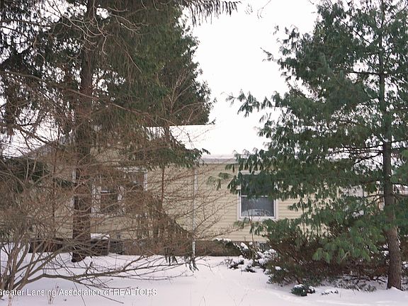 4th image of 4633 Okemos Rd