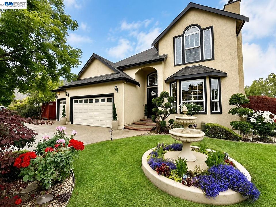 1st image of 1284 Riesling Cir