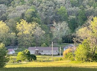 3572 Wolf Creek Rd, Narrows, VA 24124