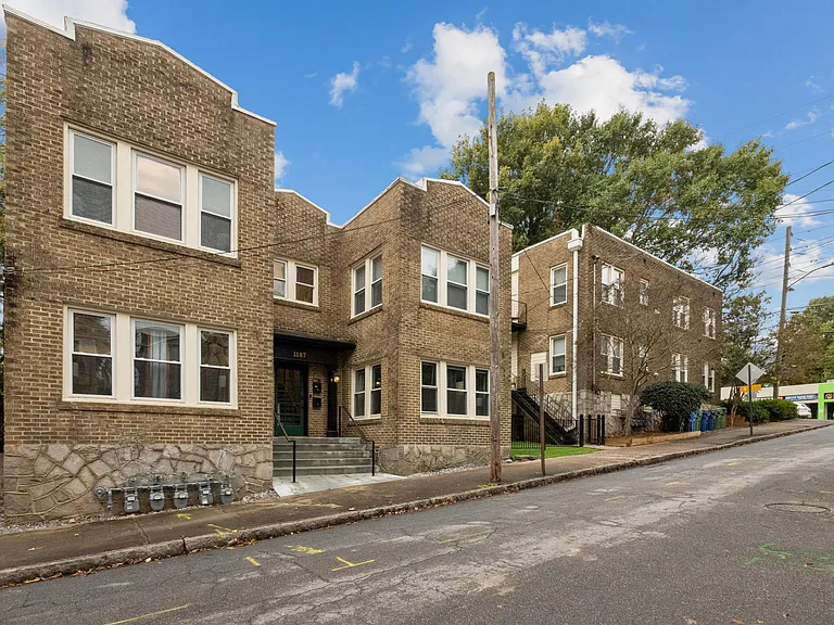 1187 Mansfield Ave NE #2 — Photo 23