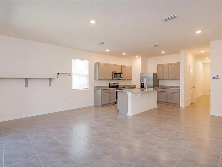 1246 Lido Dr — Photo 3
