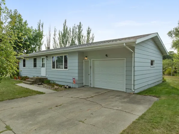 433 6th St NE, Garrison, ND 58540
