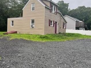 322 Oak St, East Hartford, CT 06118