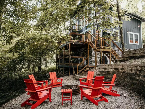 13196 Middlefork Rd, Amanda, OH 43102