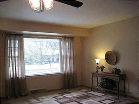 5th image of 2813 Dartmouth Dr