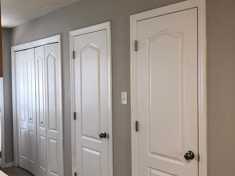 Laundry & guest bath.Tenant supplies their own washer and dryer.