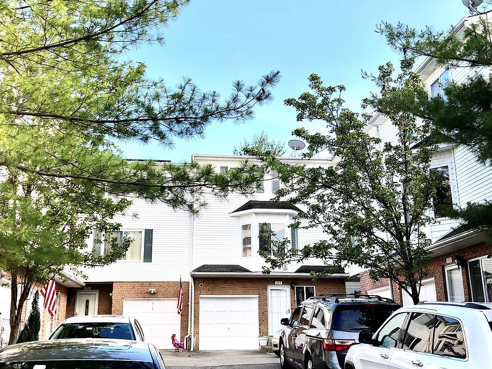 1st image of 272 Aspen Knolls Way