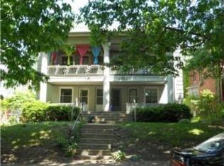 2821 Charlotte, Kansas City, MO 64109