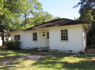 330 Pineview Dr, Waycross, GA 31501
