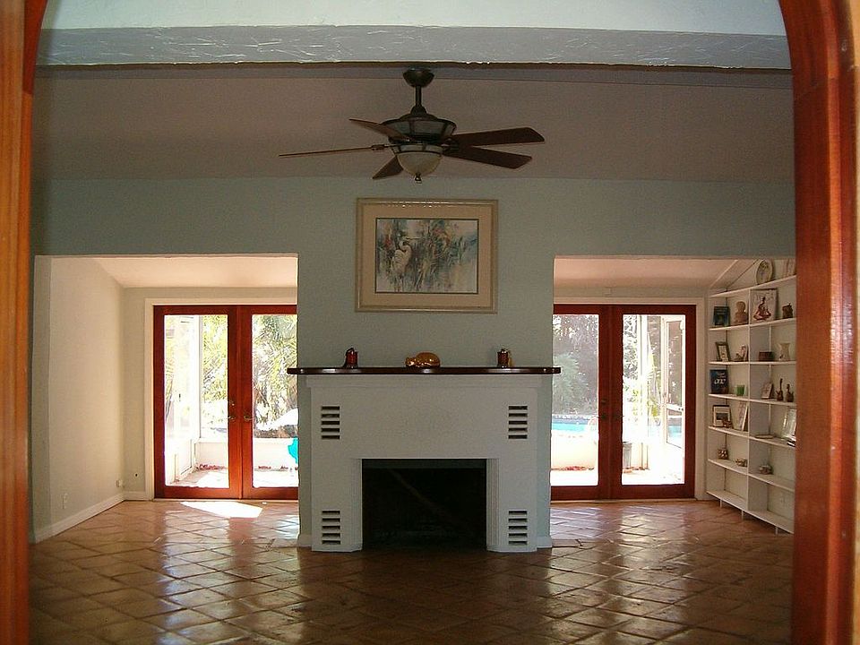 Living room with fireplace