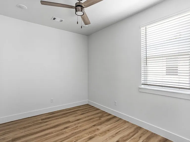 2509 Benbrook Blvd #902 — Photo 14