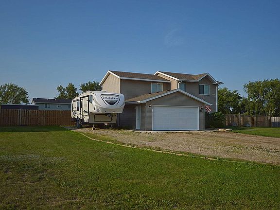 2nd image of 98 Healy St