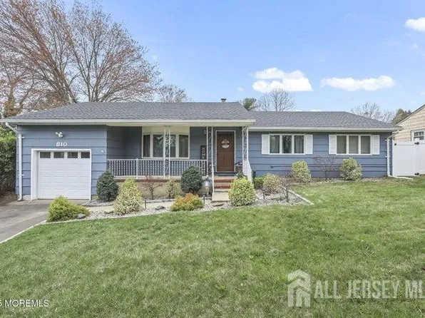 810 State Route 34 Rte, Matawan, NJ 07747