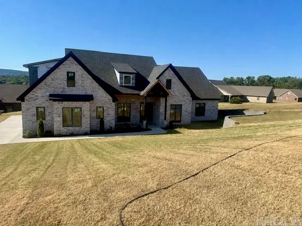 280 Chinook Dr, Hot Springs, AR 71913