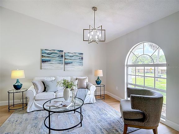 4th image of 6353 FORESTWOOD DRIVE E