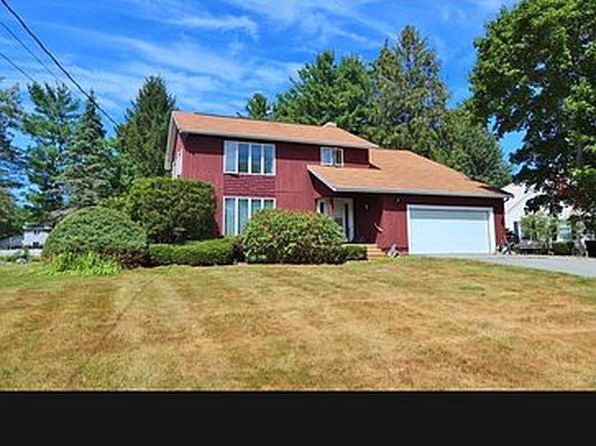 16 Hempstead Ave