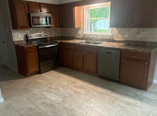 1 Lynn Ct #1, Albany, NY 12205