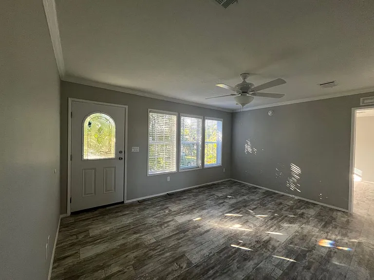36 Eland Dr #36 — Photo 11