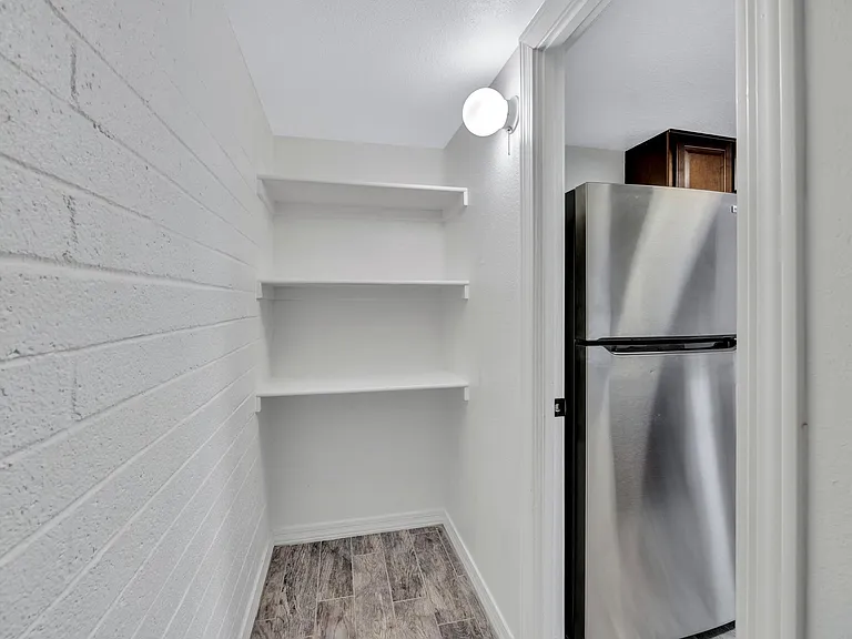 5307 W Sheena Dr — Photo 8